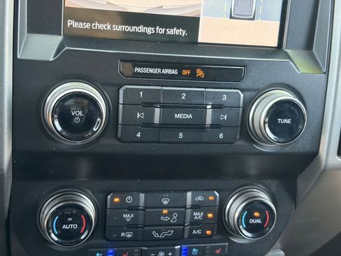 Used 2019 Ford F150 Raptor w/ Equipment Group 802A Luxury AWD/4WD image 22