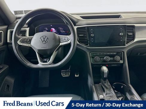 Used 2022 Volkswagen Atlas Cross Sport SEL R-Line image 23