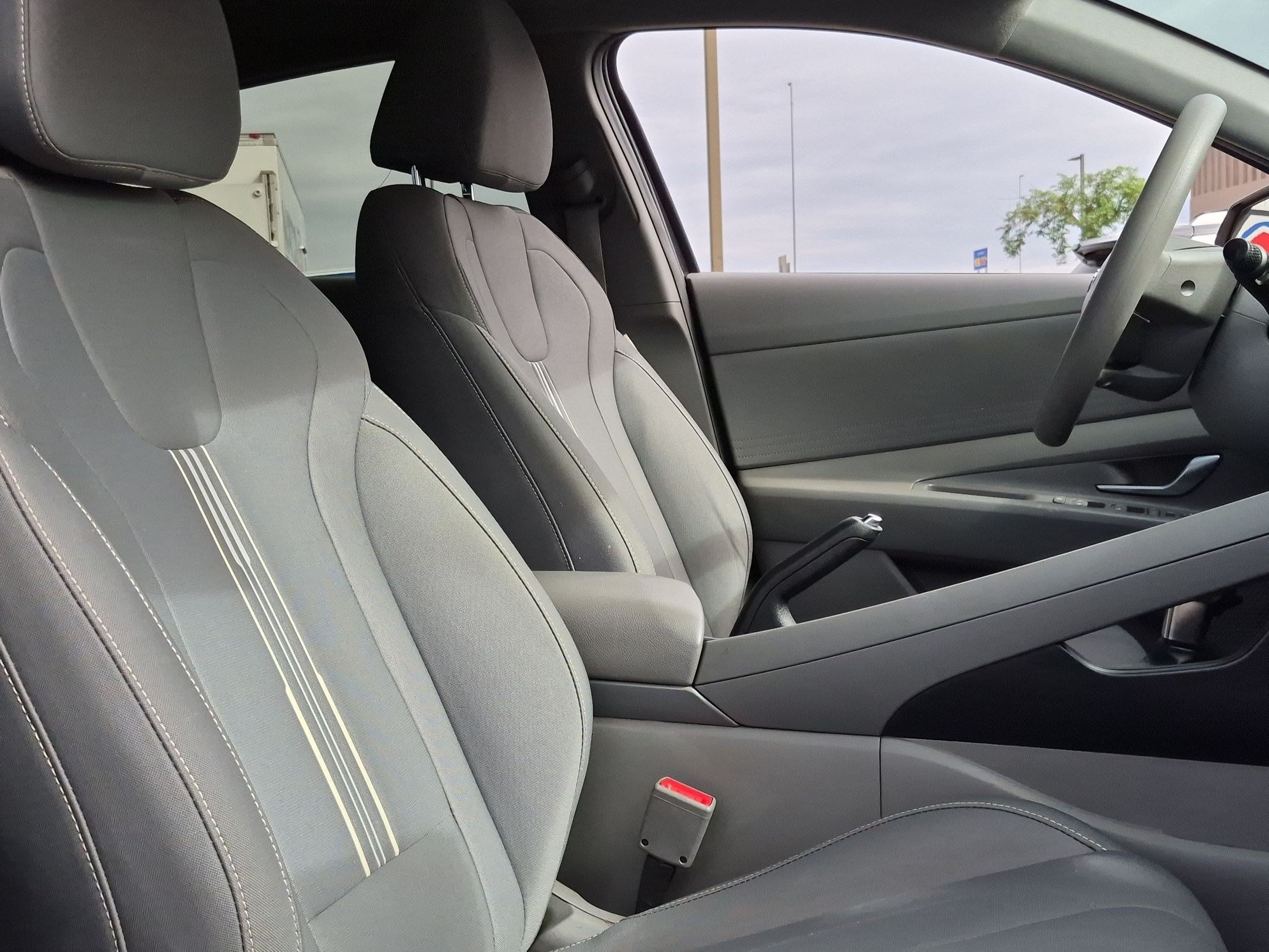 Used 2023 Hyundai Elantra SEL FWD image 24