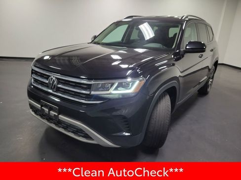 Used 2023 Volkswagen Atlas SE AWD/4WD image 4