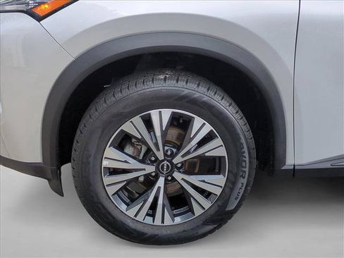 Used 2023 Nissan Rogue SV AWD/4WD image 25