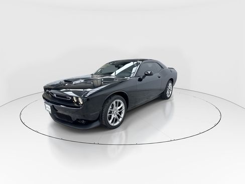 Used 2022 Dodge Challenger GT w/ Plus Package image 4