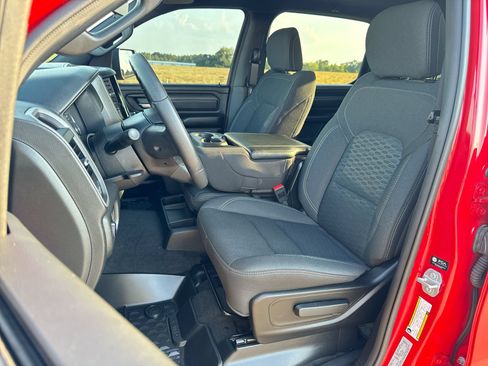 Used 2025 RAM 1500 Tradesman w/ Night Edition AWD/4WD image 11