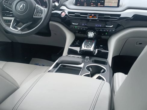 Used 2023 Acura MDX SH-AWD w/ Technology Package image 23