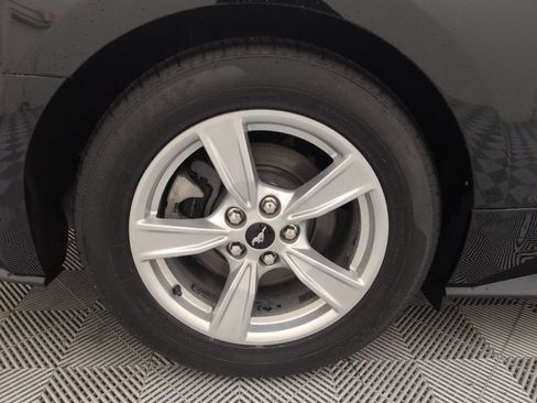 Used 2020 Ford Mustang Coupe RWD image 16