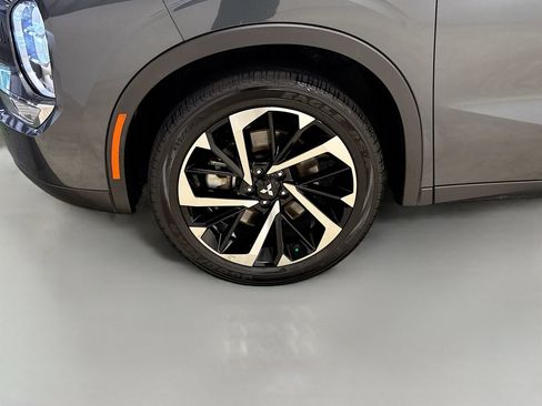 Used 2024 Mitsubishi Outlander SE Black Edition AWD/4WD image 31