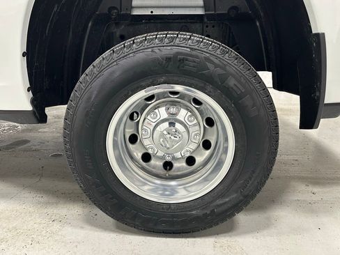 Used 2024 RAM 3500 Laramie image 65