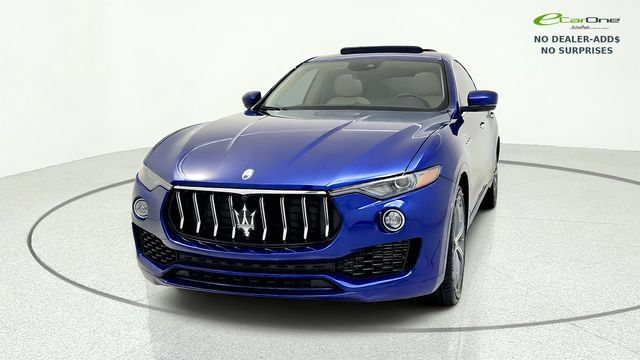 Used 2023 Maserati Levante GT AWD/4WD image 3
