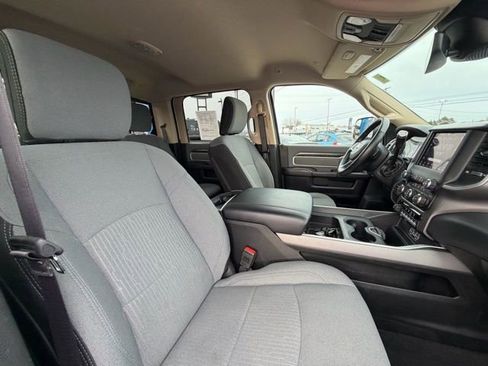 Used 2020 RAM 2500 Big Horn w/ Level 2 Equipment Group AWD/4WD image 16