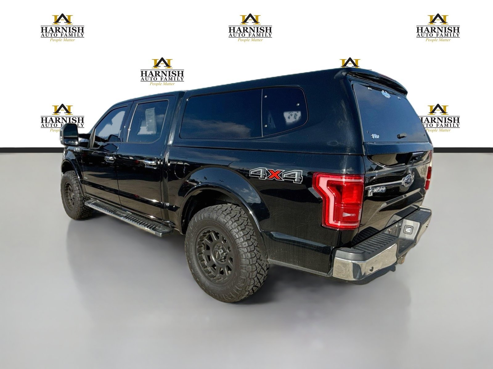 Used 2017 Ford F150 Lariat w/ Equipment Group 501A Mid AWD/4WD image 3