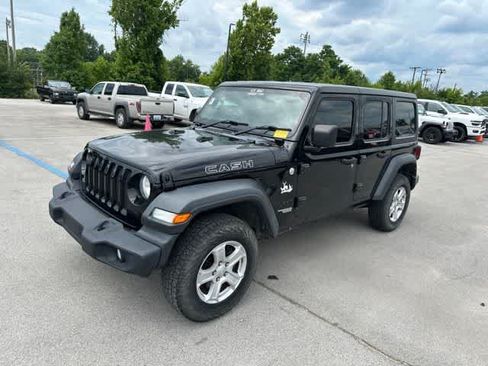 Used 2021 Jeep Wrangler Unlimited Sport w/ Cold Weather Group AWD/4WD image 11