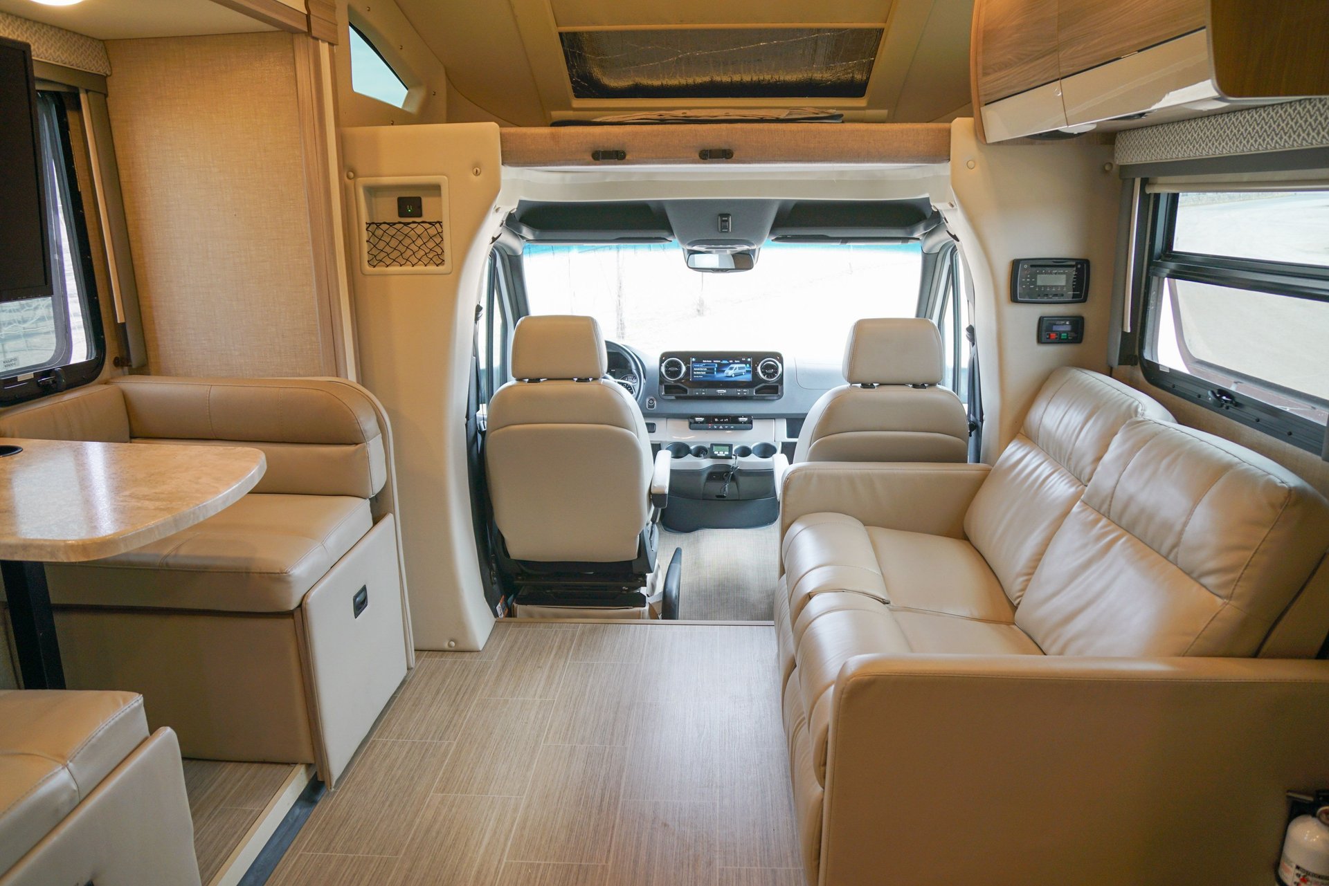 Used 2020 Mercedes-Benz Sprinter 3500 image 6