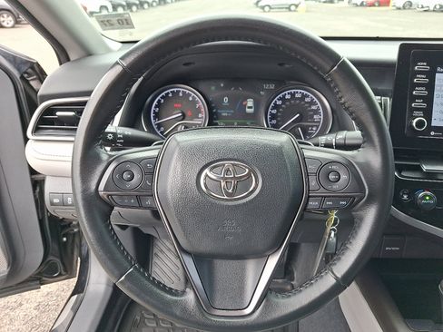 Certified 2023 Toyota Camry SE image 19