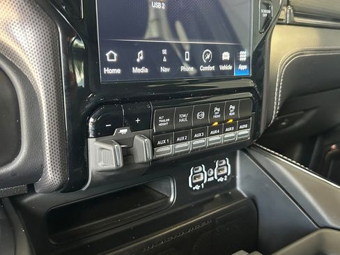 Used 2023 RAM 2500 Limited image 45