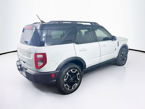 Used 2024 Ford Bronco Sport Outer Banks w/ Tech Package image 9