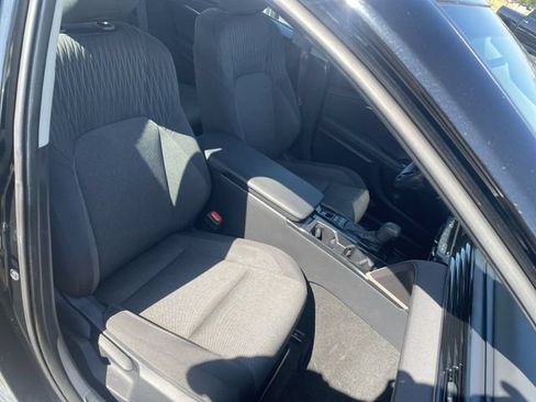 Used 2025 Toyota Camry LE FWD image 40