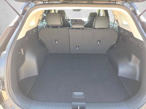 Used 2025 Kia Sportage EX FWD image 6