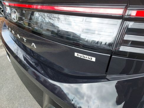 Certified 2025 Hyundai Sonata SEL image 32