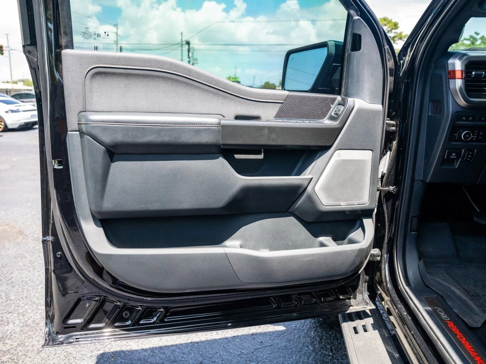 Used 2022 Ford F150 Raptor w/ Equipment Group 801A High AWD/4WD image 44