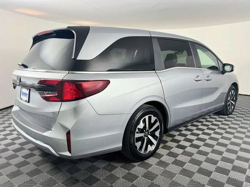Certified 2026 Honda Odyssey EX-L image 7