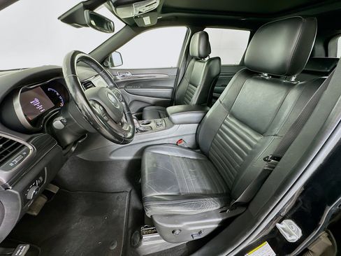 Used 2020 Jeep Grand Cherokee Limited X image 13