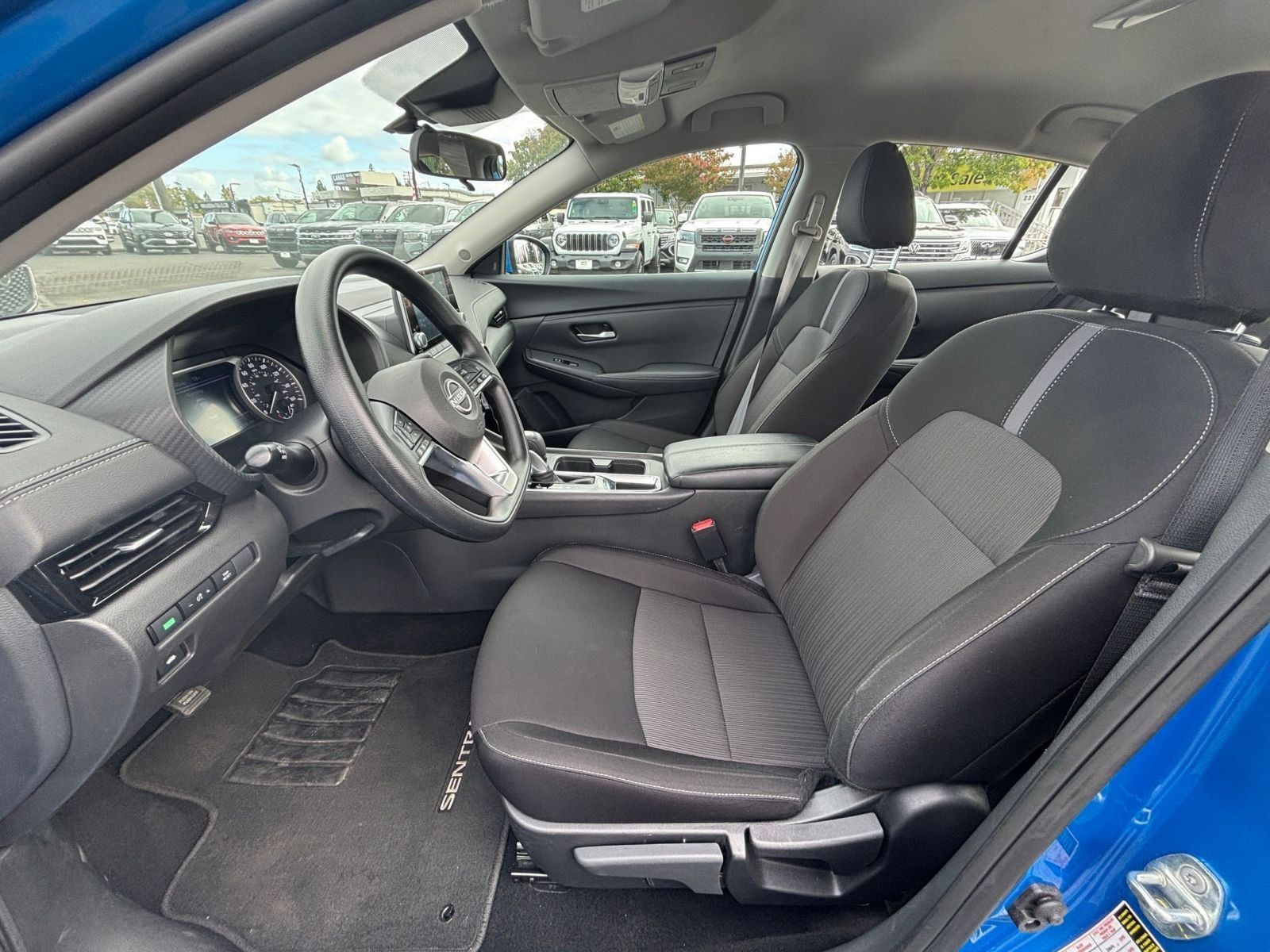 Used 2025 Nissan Sentra SV FWD image 24