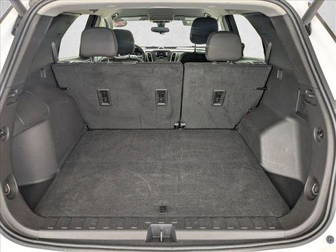Used 2024 Chevrolet Equinox LT FWD image 6