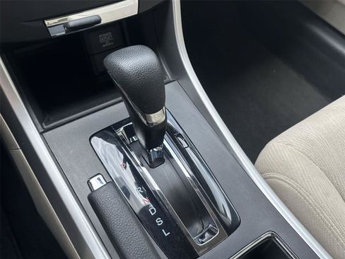 Used 2014 Honda Accord EX image 19