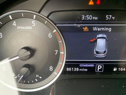 Used 2019 INFINITI QX50 Essential w/ Sensory Package image 19