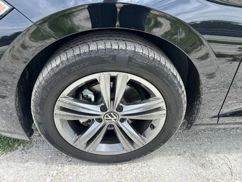 Used 2022 Volkswagen Jetta SE FWD image 19