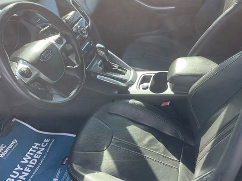 Used 2012 Ford Focus Titanium image 7
