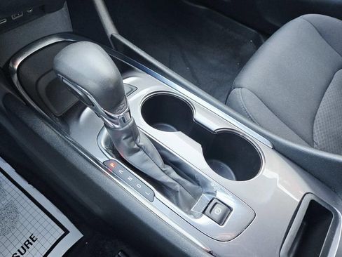 Used 2022 Chevrolet Malibu LT image 29