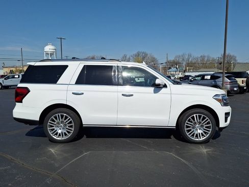 Used 2024 Ford Expedition Limited AWD/4WD image 24