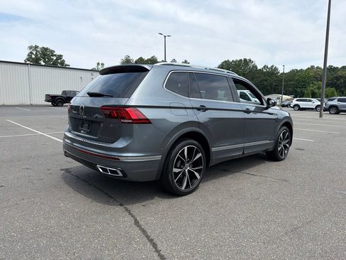 Used 2023 Volkswagen Tiguan SEL R-Line AWD/4WD image 5