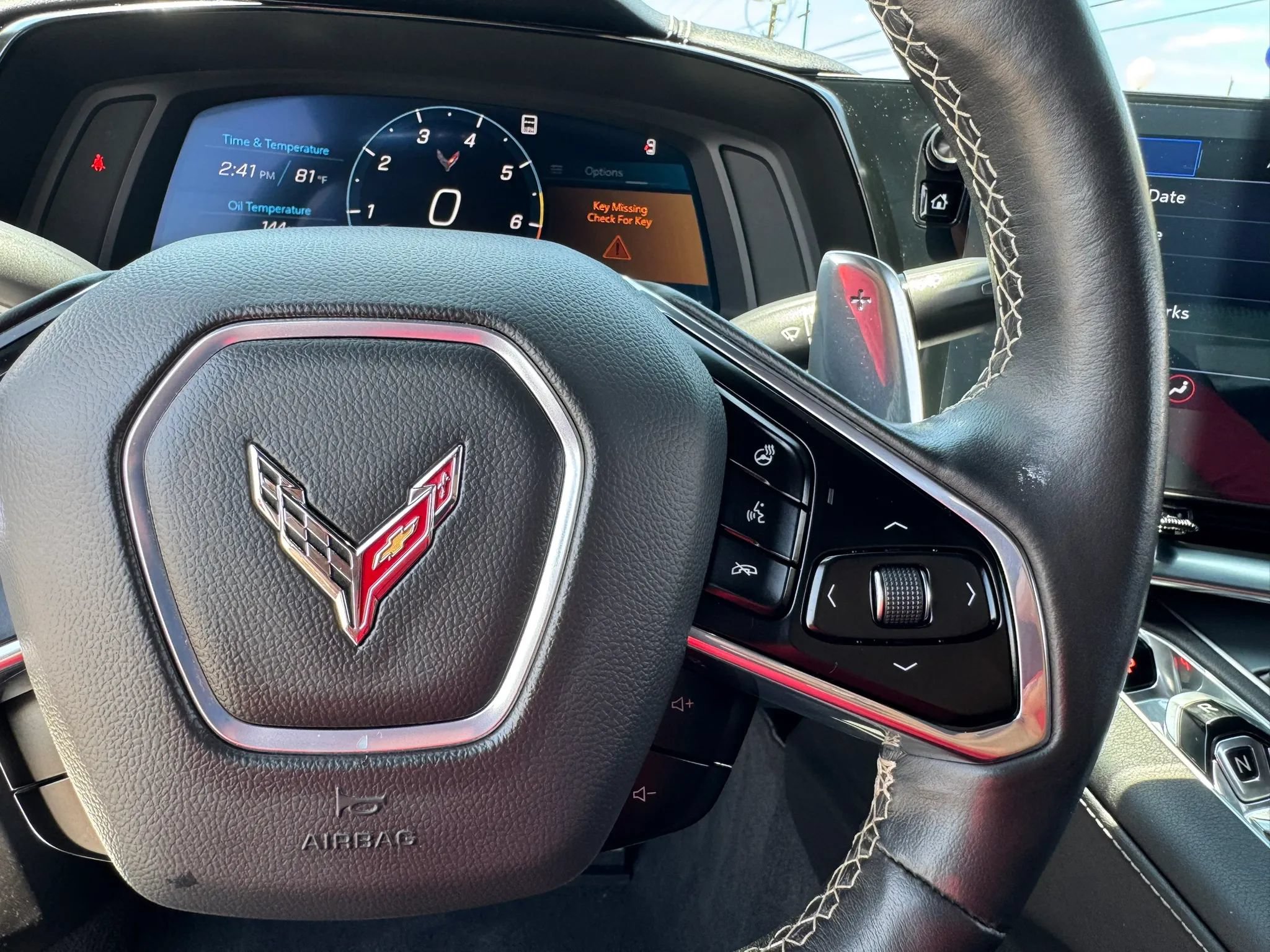 Used 2021 Chevrolet Corvette Stingray Preferred Cpe w/ Engine Appearance Package RWD image 30