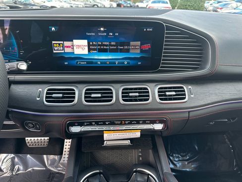 New 2026 Mercedes-Benz GLE 63 AMG S image 30