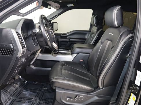 Used 2019 Ford F150 Platinum w/ FX4 Off-Road Package AWD/4WD image 12