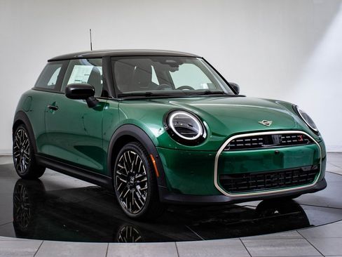 Certified 2025 MINI Cooper S image 5