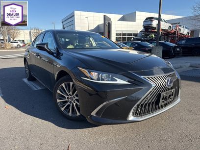 Used 2021 Lexus ES 300h w/ Premium Package