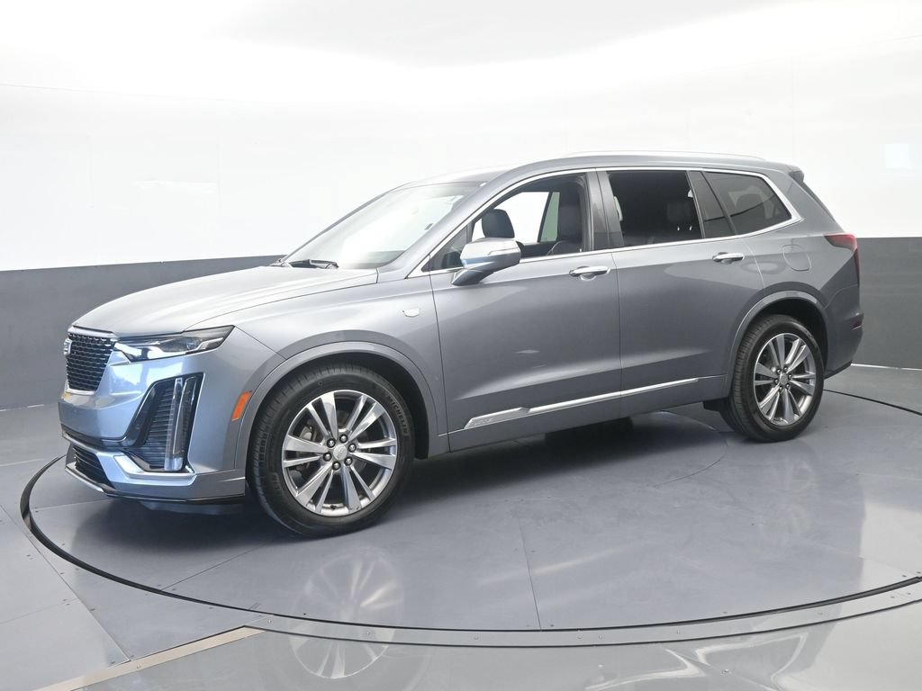 Used 2020 Cadillac XT6 Premium Luxury FWD image 2
