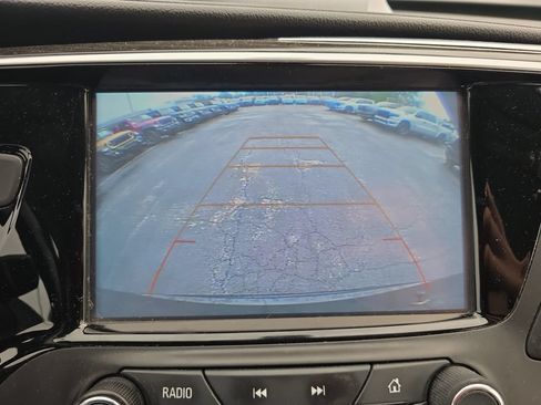 Used 2019 Buick Envision Preferred FWD image 18