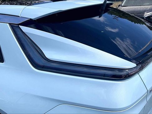 Certified 2024 Cadillac Lyriq Luxury image 23