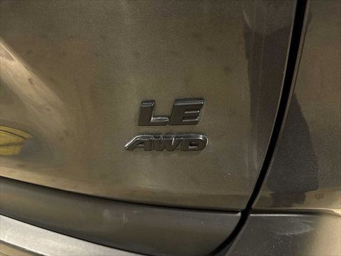 Certified 2022 Toyota RAV4 LE image 25