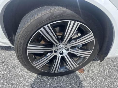 Used 2024 Volvo XC90 T8 Core w/ Protection Package Premier AWD/4WD image 9