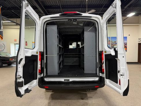 Used 2020 Ford Transit 250 Medium Roof AWD image 22