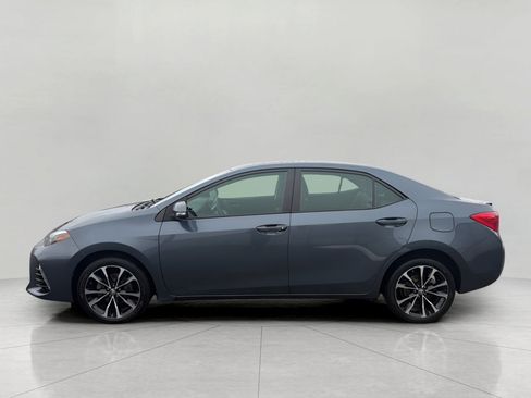 Used 2018 Toyota Corolla SE w/ SE Premium Package FWD image 5