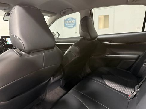 Used 2022 Toyota Camry SE FWD image 40