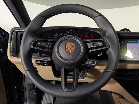 New 2026 Porsche Cayenne Coupe AWD/4WD image 37