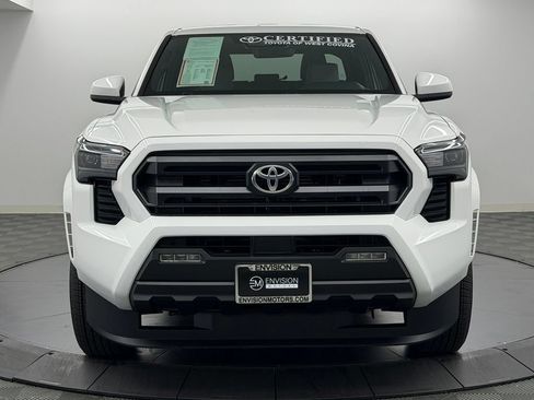 Certified 2026 Toyota Tacoma SR5 AWD/4WD image 6