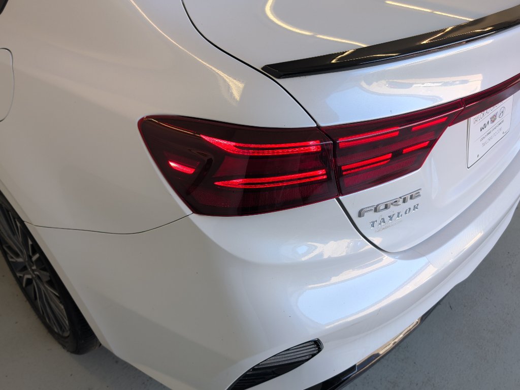 Certified 2023 Kia Forte GT-Line FWD image 9